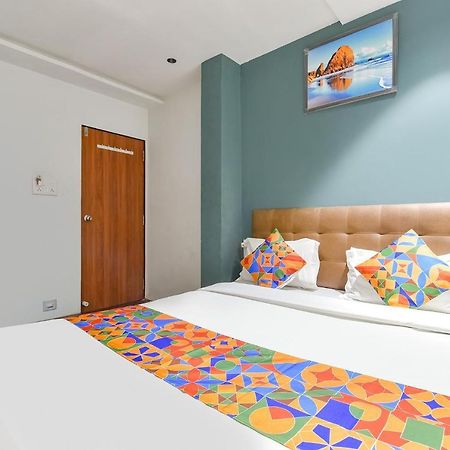 Fabhotel Nidhivan, Udhna Junction Surat Dış mekan fotoğraf