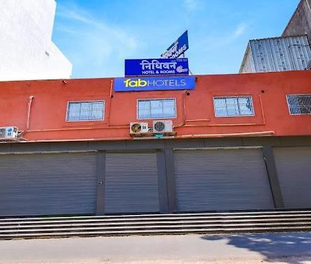 Fabhotel Nidhivan, Udhna Junction Surat Dış mekan fotoğraf