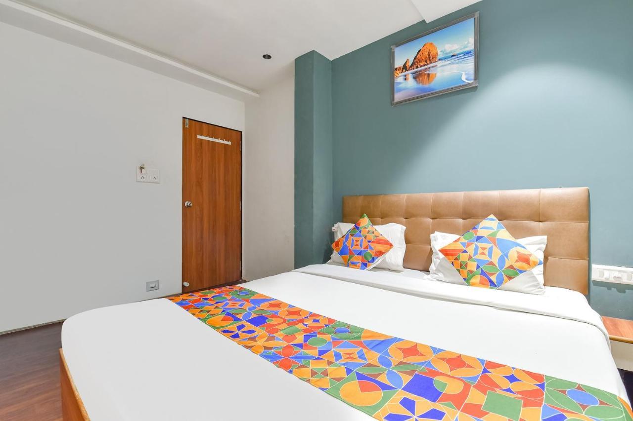 Fabhotel Nidhivan, Udhna Junction Surat Dış mekan fotoğraf