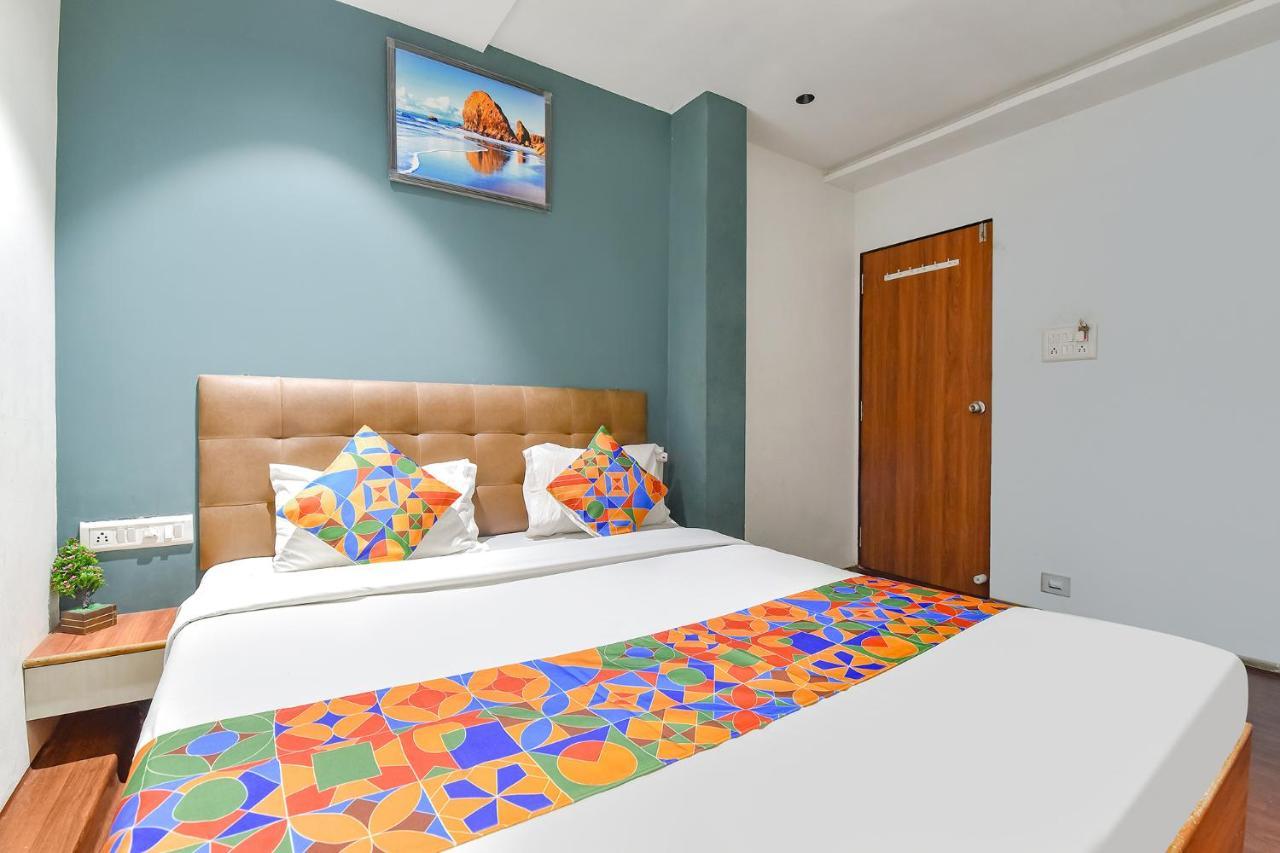 Fabhotel Nidhivan, Udhna Junction Surat Dış mekan fotoğraf