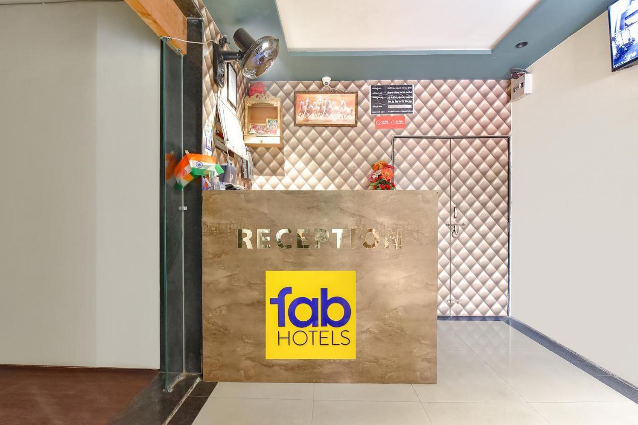 Fabhotel Nidhivan, Udhna Junction Surat Dış mekan fotoğraf