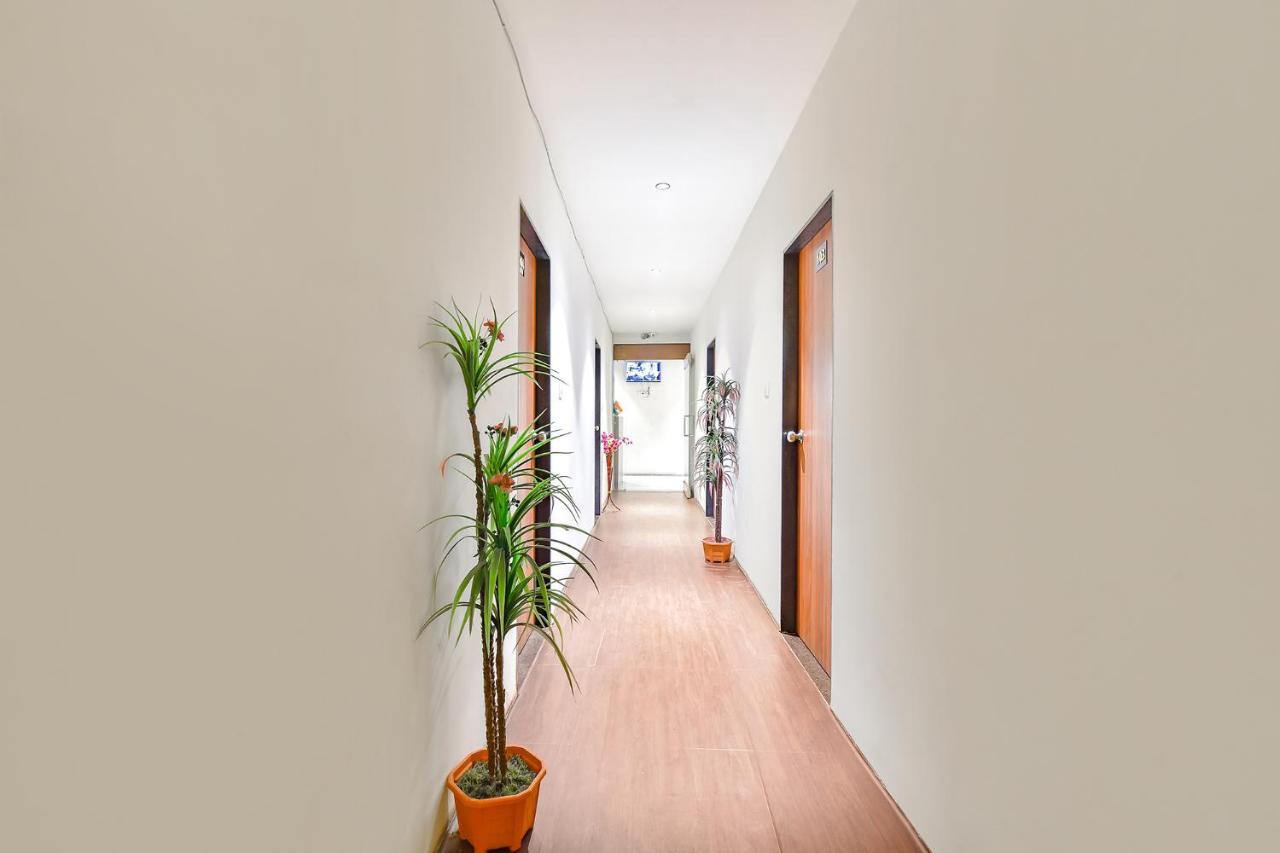 Fabhotel Nidhivan, Udhna Junction Surat Dış mekan fotoğraf